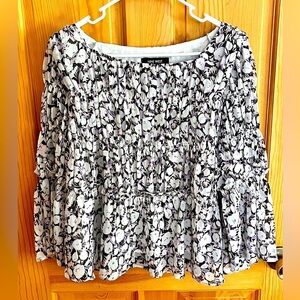 Nine West Size Large Long Sleeve Flowy Loose Top Blouse Lined Floral Pastel Gift